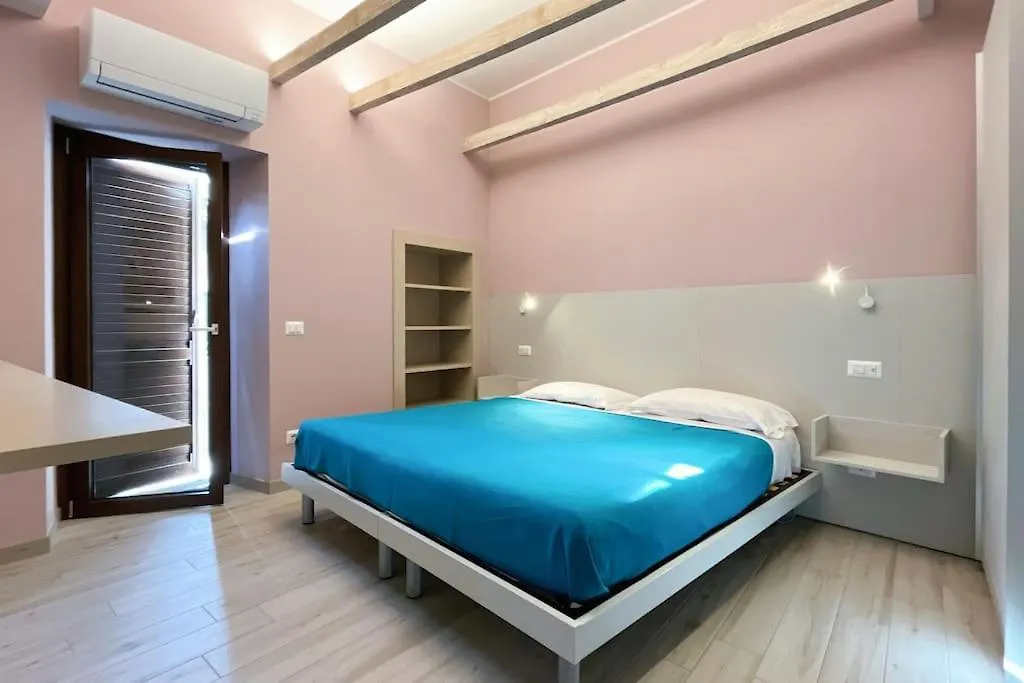 Gio House - Affitti Brevi Italia Apartment Onno Italy