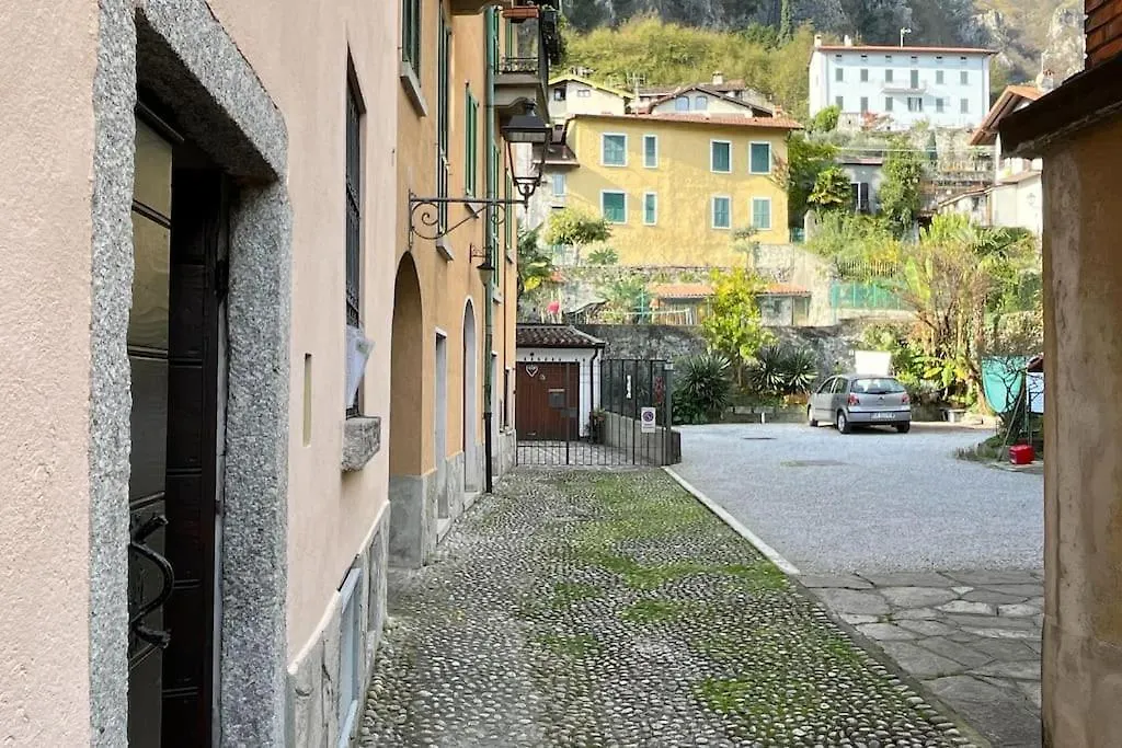 Gio House - Affitti Brevi Italia Apartment Onno Italy